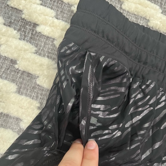 zuda Z-Eco Foil Shorts with Knit Waistband size‎ small - Picture 4 of 8